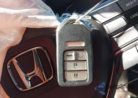 2021 Honda Accord Sport 2.0T z USA, uszkodzony, nr VIN 1HGCV2F36MA012778